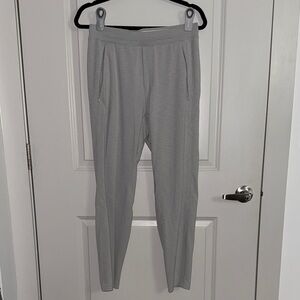 Lululemon Men’s Gray Track Pants (small)